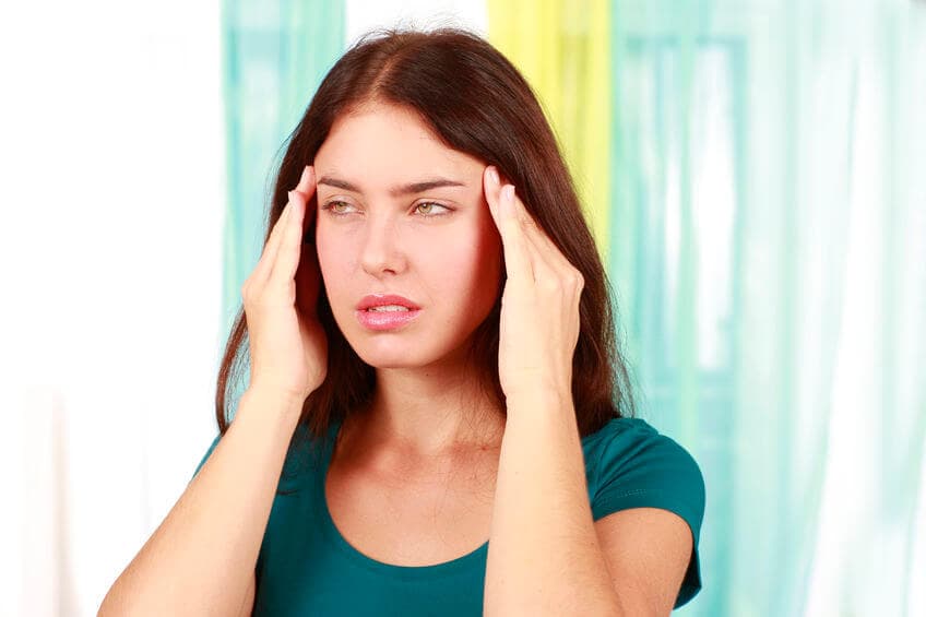 Aura migrenowa, objawy, przewlekła, bez bólu głowy