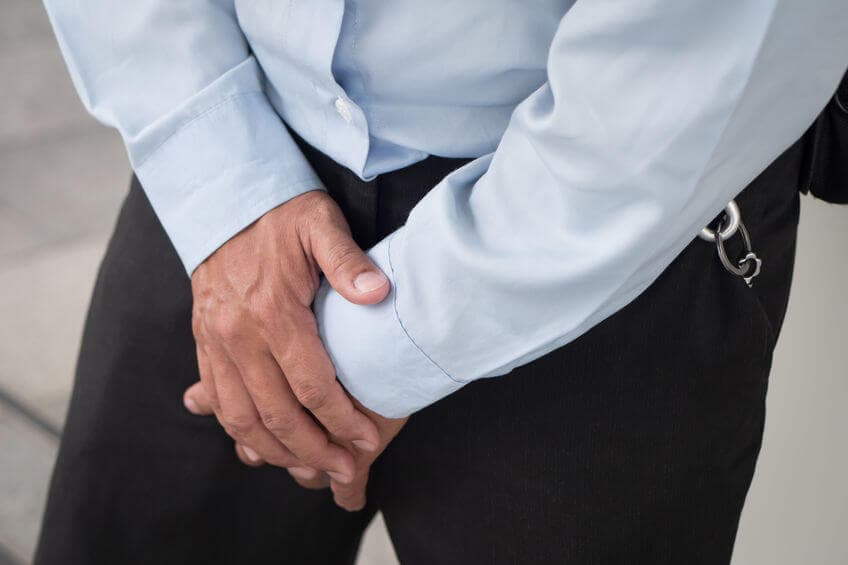 Nietrzymanie moczu u mężczyzn. Wkładki urologiczne, leki