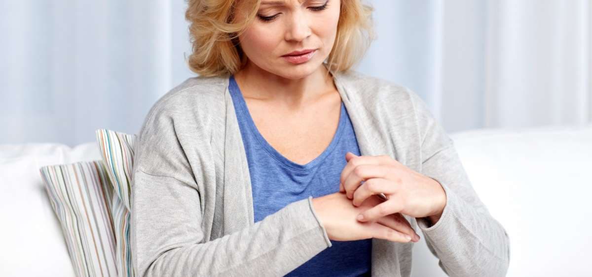 Świerzb: co go powoduje i jak leczyć?