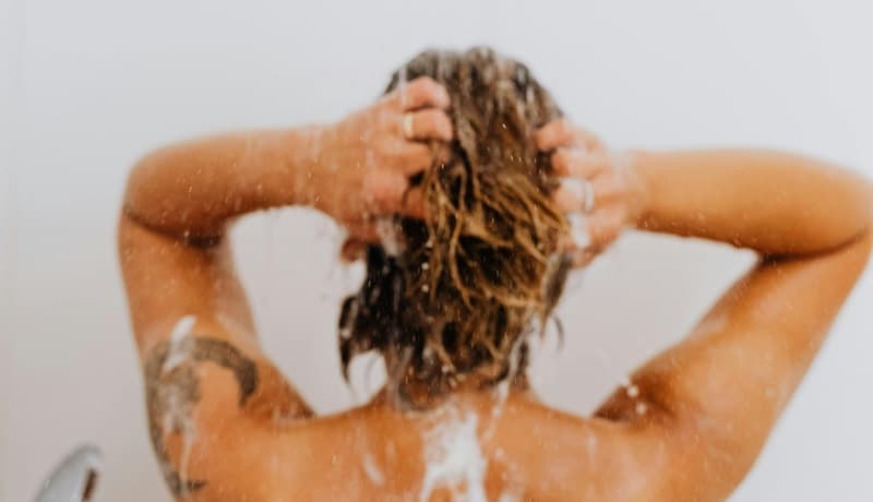 Łojotokowe zapalenie skóry. Przyczyny, objawy, leczenie ŁZS